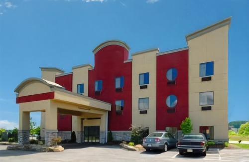 Washington Hotel | HomeTowne Studios & Suites Washington