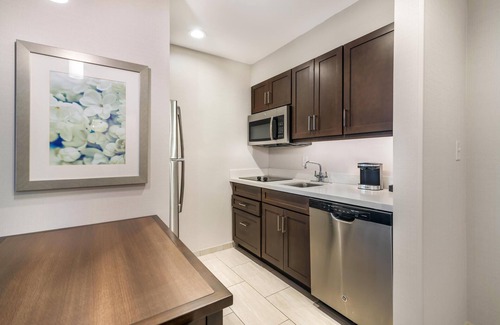 Schenectady Hotel | Homewood Suites By Hilton Schenectady
