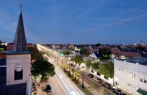 French Quarter Hotel | Homewood Suites By Hilton New Orleans French Quarter