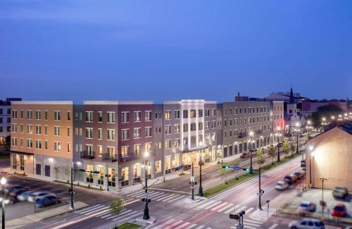 French Quarter Hotel | Homewood Suites By Hilton New Orleans French Quarter