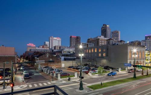 French Quarter Hotel | Homewood Suites By Hilton New Orleans French Quarter