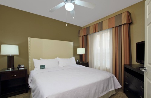 Shenandoah Hotel | Homewood Suites by Hilton Houston-Woodlands