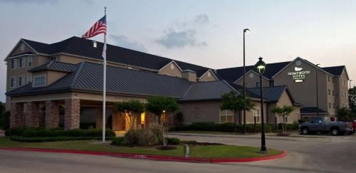 College Station Hotel | Homewood Suites by Hilton College Station