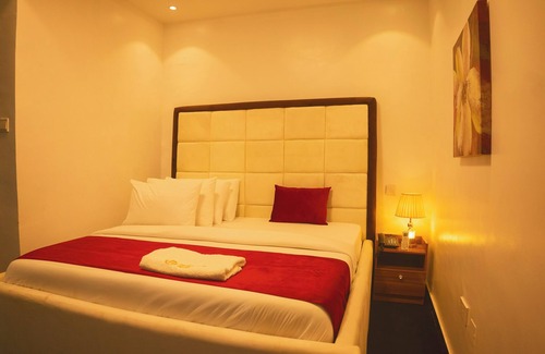 Lekki Hotel | HomeWorth Hotel