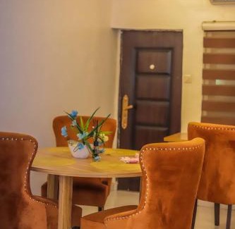Alimosho Casa | HOMEWORTH SPACES - Shortlet Apartmemt