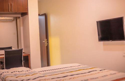 Alimosho Casa | HOMEWORTH SPACES - Shortlet Apartmemt