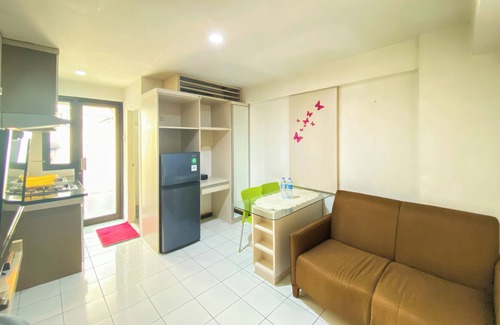 Kebagusan Apartamento | Homey 2Br With Modern Design Kebagusan City Apartment
