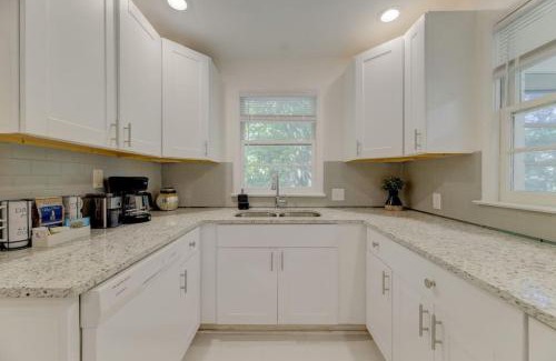 Columbia Apartamento | Homey 3BD Columbian Getaway