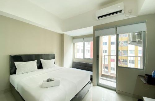 Duren Sawit Apartamento | Homey and Cozy Stay Studio Gateway Park LRT City Jatibening Apartment By Travelio