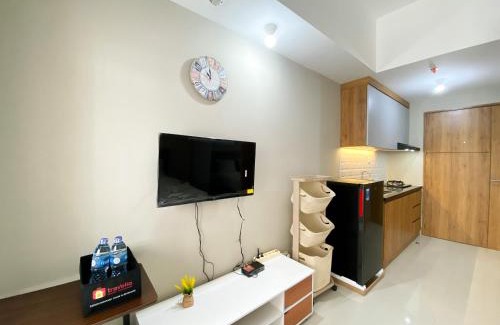Duren Sawit Apartamento | Homey and Cozy Stay Studio Gateway Park LRT City Jatibening Apartment By Travelio