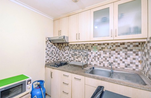Kemang Apartamento | Homey And Elegant 3Br Apartment At Marbella Kemang Residence
