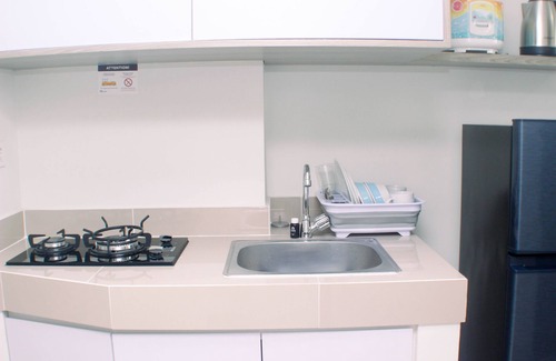 Cikarang Apartamento | Homey And Minimalist Studio At Vasanta Innopark Apartment