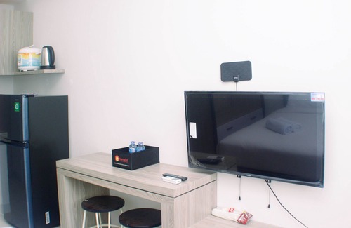 Cikarang Apartamento | Homey And Minimalist Studio At Vasanta Innopark Apartment