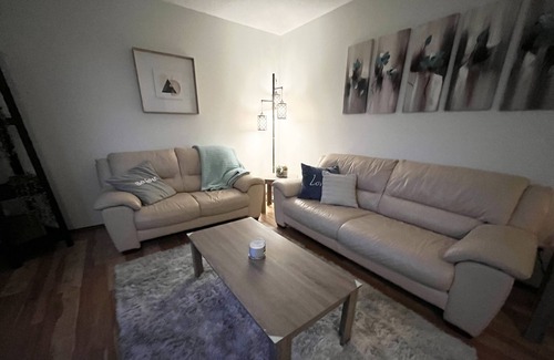 North Battleford Casa | Homey and modern full house