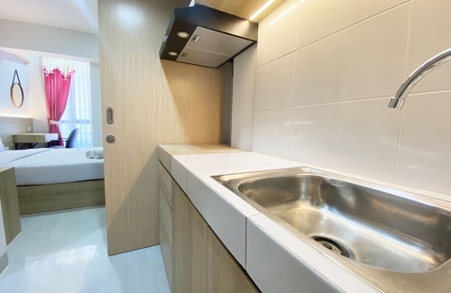 Jatingaleh Apartamento | Homey And Modern Studio The Alton Apartment