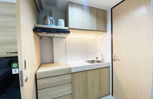 Jatingaleh Apartamento | Homey And Modern Studio The Alton Apartment