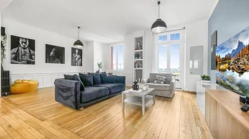 Annemasse Apartamento | HOMEY AWESOME - Proche Gare et Tram - Centre-ville - Balcon privé - Wifi gratuit