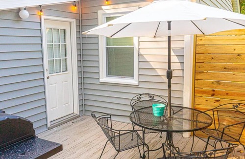Marietta Casa | Homey Bungalow Convenient to Marietta and I-75!