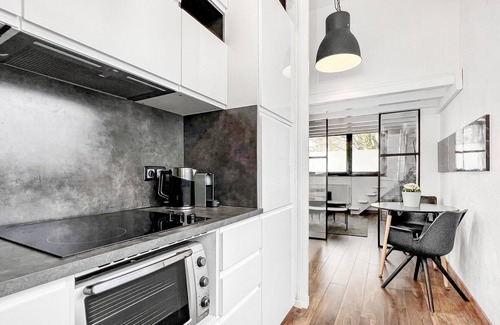 Ambilly Apartamento | Homey Deesse - Downtown/Free Netflix and Wifi