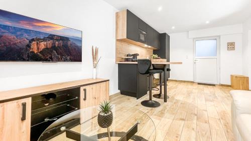 Monnetier-Mornex Apartamento | HOMEY ETHAN - Free Parking - Terrasse privée - Wifi et Netflix - Jacuzzi