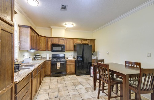 Greenwood Casa | Homey Greenwood Getaway w/ Patio & Backyard