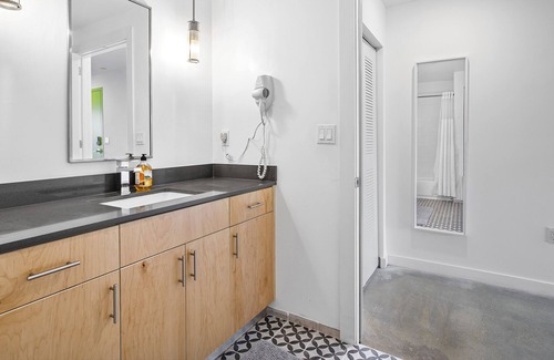 East Little Havana Apartamento | HOMI l Little Havana Suites