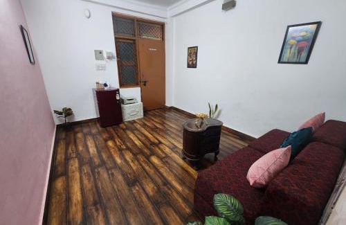 Dilshad Garden Apartamento | Homlee-Best Value-1BHK-Dilshad Metro-Kitchen