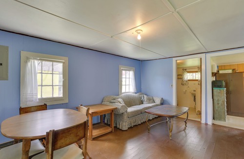 White Mills Cabina | Honesdale Cabin on 110-Acre Farm: Pets Welcome!