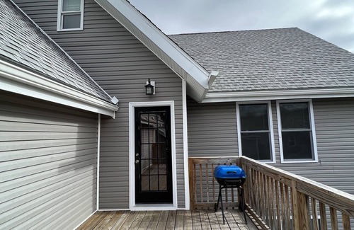 Honesdale Apartamento | Honesdale Historic District Duplex 2 block from Mainstreet.