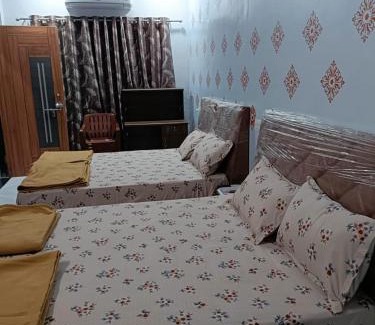 Rajpipla Casa | Honest Deluxe Room