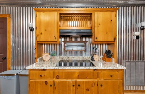 Guntersville Cabina | Honey Bear Lane - Log Cabin - Lake Guntersville, AL - Near Sunset Beach