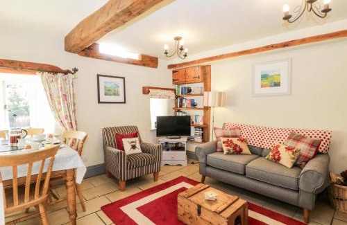 Staintondale Casa | Honey Bee Cottage