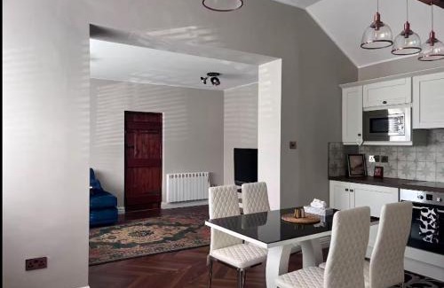 Frampton Casa | Honey Cottage