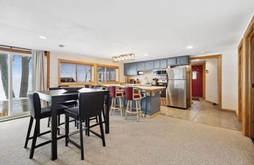 Onamia Cabina | Honey Hole Lodge