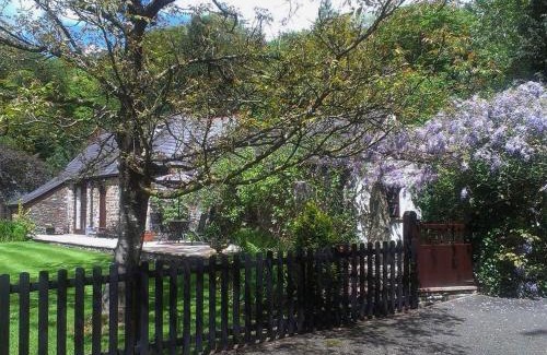 Bridestowe Casa | Honey House