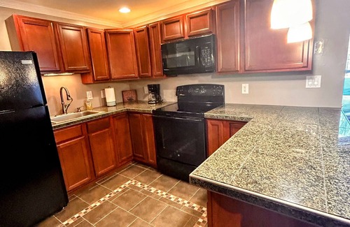 Ashfield Casa | Honey Oak Manor, Charming 4-bedroom house with WiFi, AC in lovely Jim Thorpe