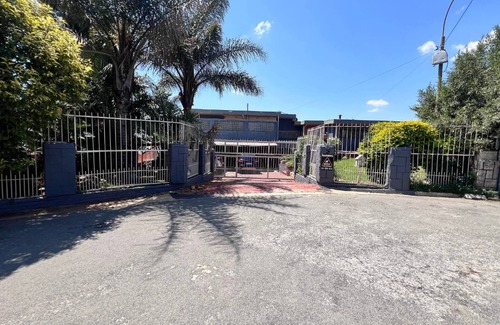 Greater Johannesburg Metropolitan Area Apartamento | EspañolHoneyhills Excellence Resorts A