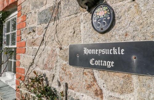 Charlestown Casa | Honeysuckle Cottage