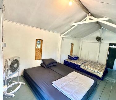 Sumbawa Barat Chalet De Esquí | Hong Homestay