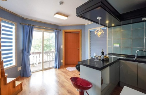 Seo Casa | Hongcheon The Wizard of Oz Pension