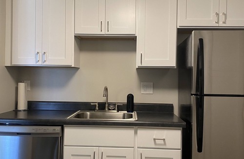Monroeville Apartamento | Honoray-Kes lovely two bed rooms apartment