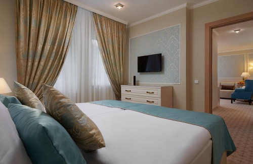Ostrov Hotel | Honour and Grace Hotel