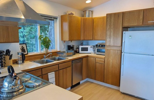 Shelton Casa | Hood Canal Waterfront - Olympic Peninsula