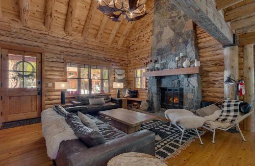 Tahoma Casa | Hooga House on the West Shore - Stunning Log Cabin w Private Hot Tub - Pet Friendly!