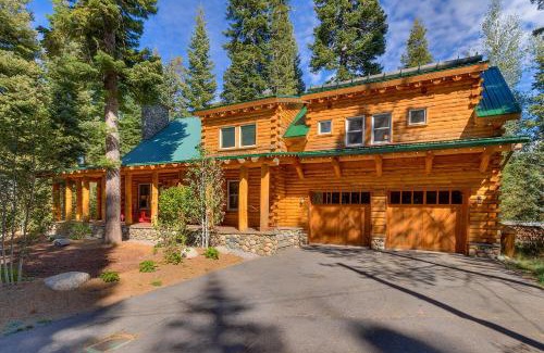 Tahoma Casa | Hooga House on the West Shore - Stunning Log Cabin w Private Hot Tub - Pet Friendly!