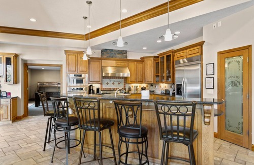 Camdenton Casa | Hook Lane