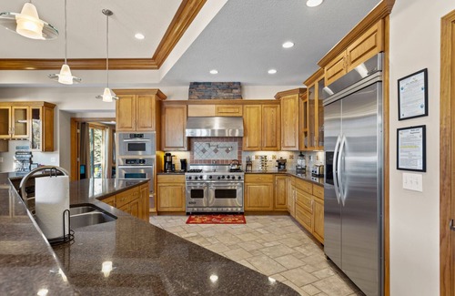 Camdenton Casa | Hook Lane