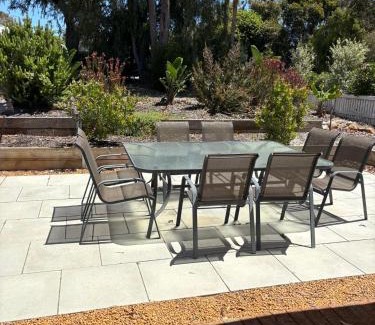 Dunsborough Casa | Hook Wine & Sinker