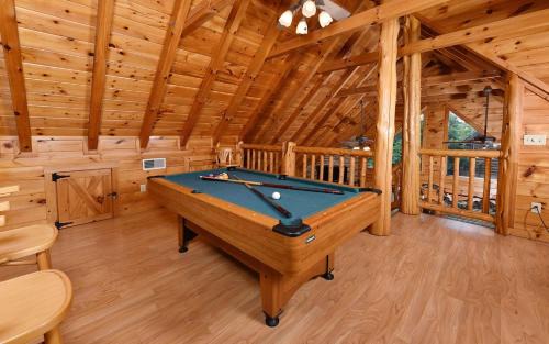Sevierville Villa | Hooked On Love