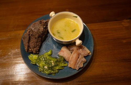 Along Casa | Hoongla Inn - Homestay in Lumla Tawang